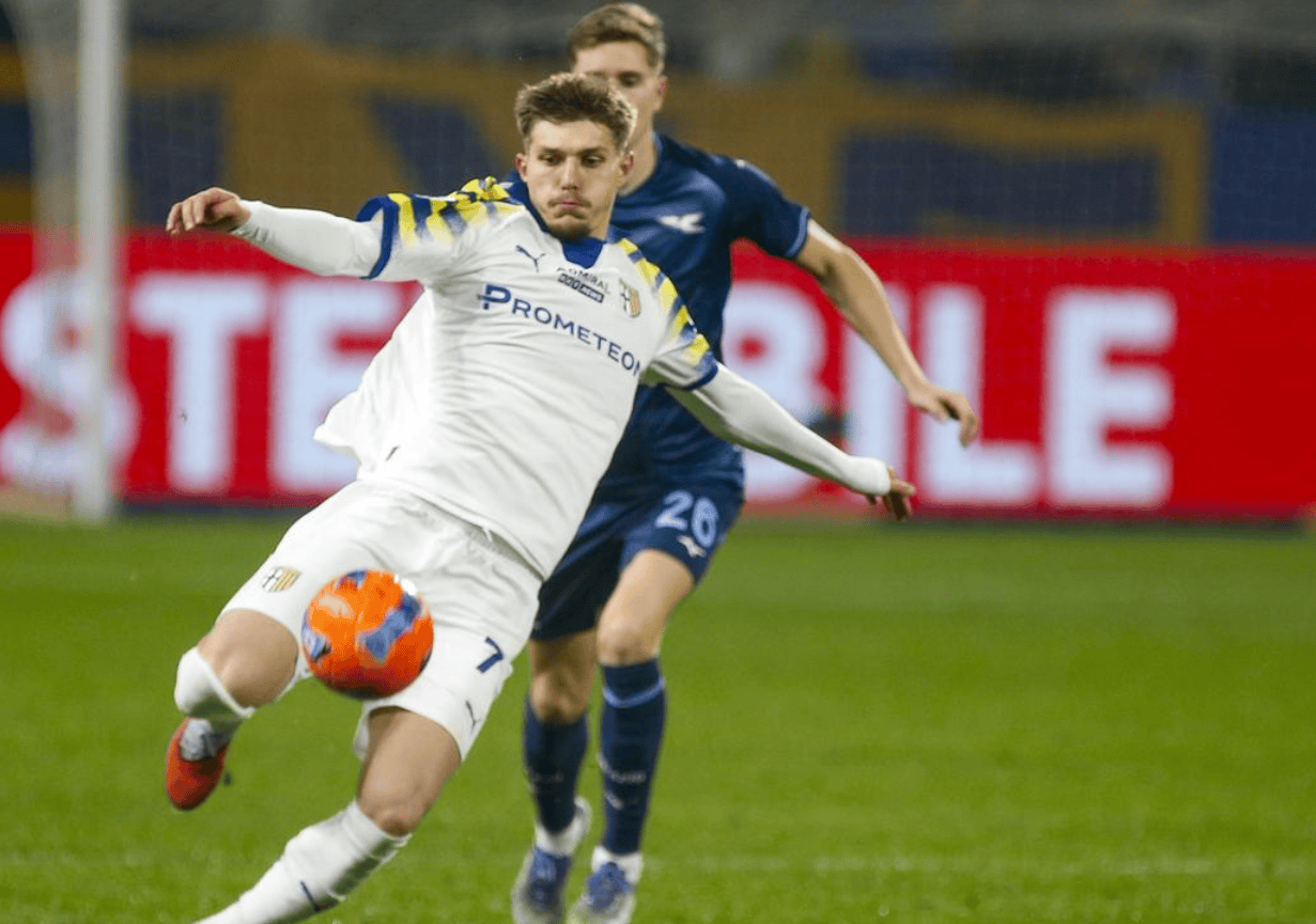 一场1-0踢出意甲神剧情：9人作战，极限绝杀，奎斯塔不敢相信